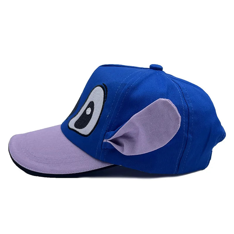 כובע פיקה עם אוזניים בולטות